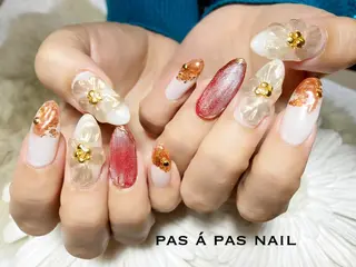 ネイル Yakko pas á pasのネイルデザイン