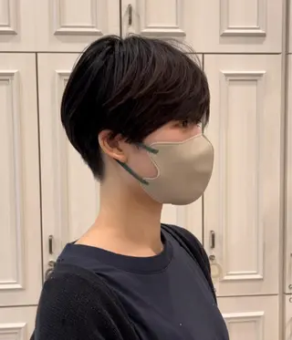 ショート 大阪ウルフカット 🐺デザインカラーのヘアスタイル