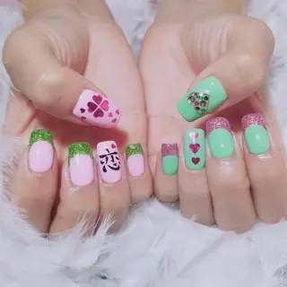 ネイル PinkMoon Nozomiのネイルデザイン