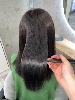 セミロング カラー 苗代萌/ぷるツヤ髪 🫧／レイヤーカットのヘアスタイル