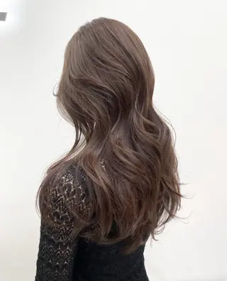 カラー mayu/ブリーチ/ layer/似合わせのヘアスタイル