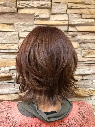 ミディアム 本多 美羽のヘアスタイル