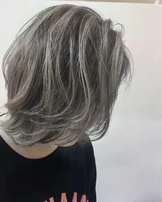 ミディアム MAAT所属 AKANEのヘアスタイル