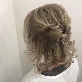 ヘアアレンジ EMANON名古屋所属・美谷添（ミヤゾエ） まどか大人ヘアサロンのヘアスタイル