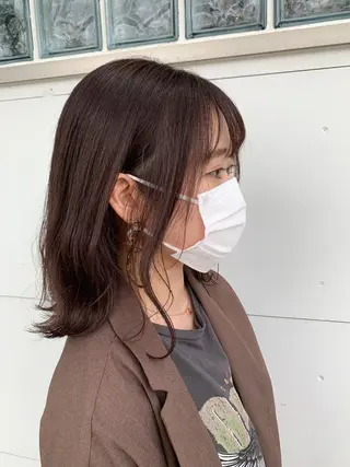 カラー 三品 早妃のヘアスタイル