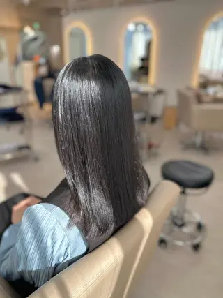 ミディアム 縮毛矯正✨ 透明感カラー✨山下のヘアスタイル