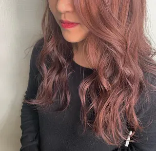 ロング 袴田 伊代のヘアスタイル