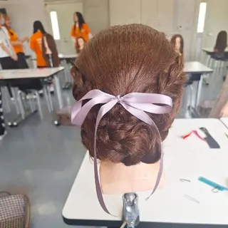 ヘアアレンジ 艶髪縮毛矯正🪽💫 安田彩愛のヘアスタイル