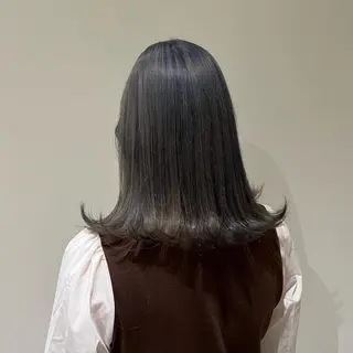 ミディアム カラー WHITE EYE 和歌山 眉毛とまつ毛の専門店所属・福家 実輝のマツエク・マツパデザイン