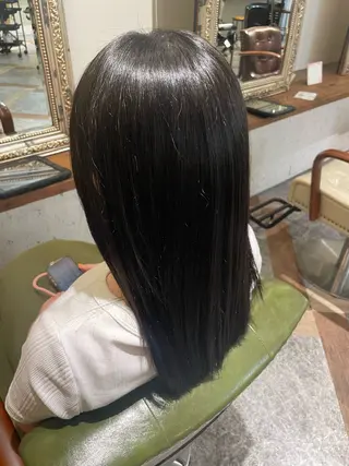 カラー 有田 虹美のヘアスタイル