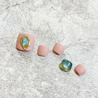 ネイル Tiary Nail Fのネイルデザイン