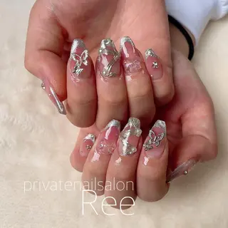 ネイル 知花 梨花のネイルデザイン