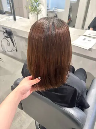 ミディアム Something MOMOKAのヘアスタイル