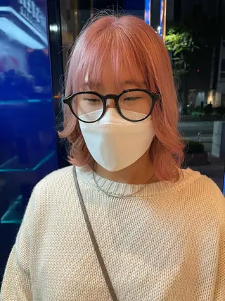 ミディアム カラー tomo🍒パーマ ハイトーン似合わせのヘアスタイル