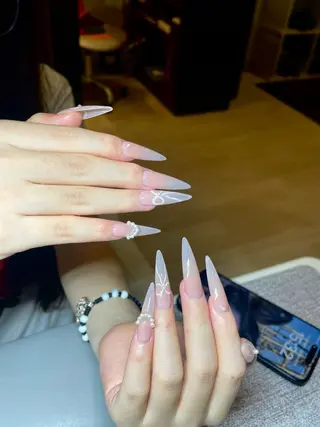 ネイル パラジェル登録店　Nailsalon Amour  上野湯島店所属・🩵ネイルスト 🩵かなのネイルデザイン