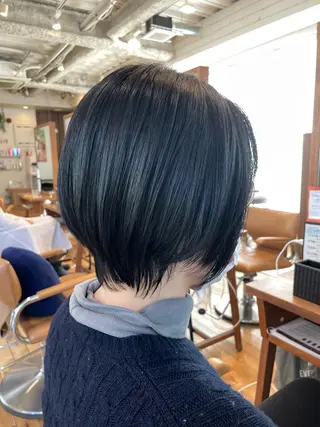 ショート 山本　恵 (やまもと  けい)のヘアスタイル