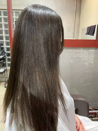 ロング 福田 秀好のヘアスタイル