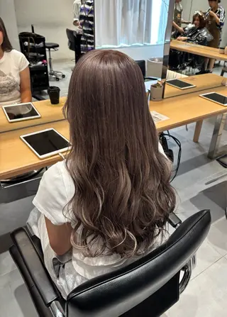ロング カラー girlyhair 🤍mikuのヘアスタイル