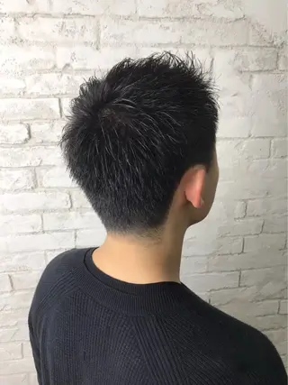 メンズ ハイトーンケアカラー コト👱🏻‍♀️のヘアスタイル