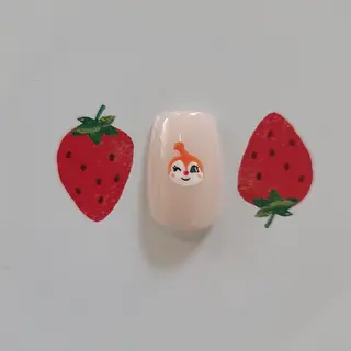 ネイル 🌲🌳🚪iiit o🌲🌳🌲のネイルデザイン