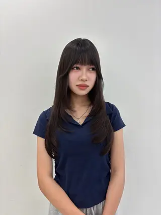 ロング カラー 韓国レイヤー ハッシュカットのヘアスタイル