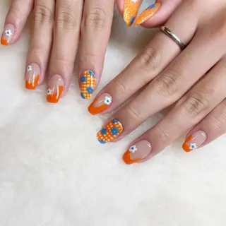 ネイル BINEL REINAのネイルデザイン