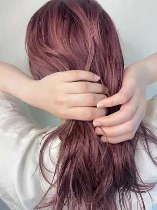 ロング ハイトーンカラー🍑 心斎橋のヘアスタイル
