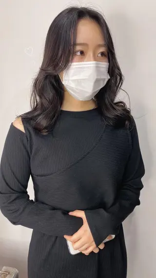 ミディアム カラー ヘアアレンジ ハイトーンカラー 🩷NANAのヘアスタイル