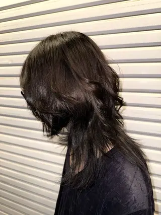 ミディアム ハコ(HACO)所属・豊嶋 暉直のヘアスタイル