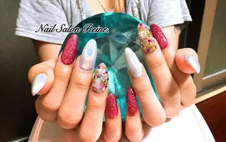ネイル Nailsalon Reine所属・玉栄 伶奈のネイルデザイン