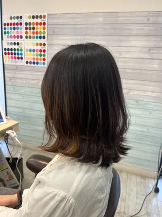 ミディアム KEEN.渋沢/ 横溝小夏のヘアスタイル