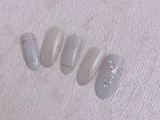 ネイル KARI ネイルサロンのネイルデザイン