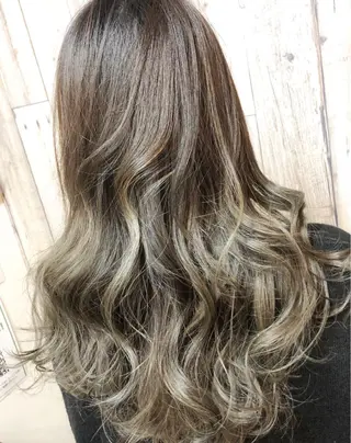 ロング 泉 大基のヘアスタイル