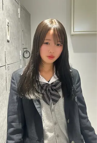 ロング 韓国ヘア/レイヤー/ sara 🎀のヘアスタイル