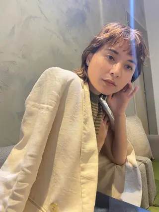 セミロング カラー AVANCE京橋所属・ハイトーンヘア/ 島崎　タクミのヘアスタイル