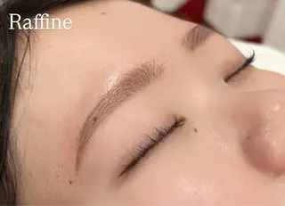 アイブロウ Raffine miruのマツエク・マツパデザイン