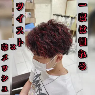 ショート パーマ メンズ 渡邉 理央のヘアスタイル