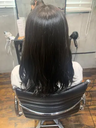 セミロング 透明感カラー🫧縮毛 矯正🪽izumiのヘアスタイル