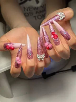 ネイル Nail Salon L'arc所属・💊大阪/心斎橋 moni🧠のネイルデザイン