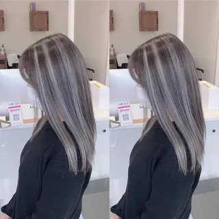 ロング カラー オフホワイトアンドなんば所属・福西 洋斗のヘアスタイル