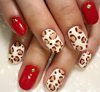 ネイル ラウバイマノマノ なかざとのネイルデザイン