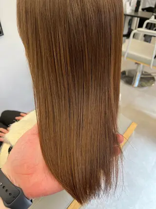 セミロング カラー 菅 樹希弥のヘアスタイル