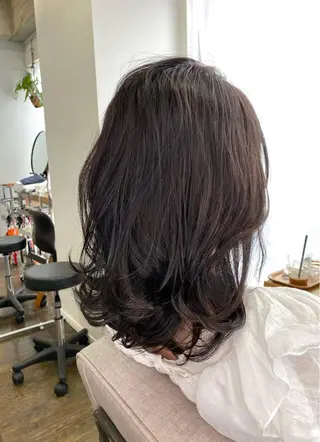 セミロング カラー パーマ 統括マネージャー/ 髪のドクター/前原悟のヘアスタイル