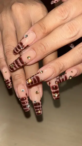 ネイル iona/ハイトーン /ネイルのネイルデザイン