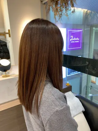 ロング Iolite HAIR所属・サトウ アヤのヘアスタイル