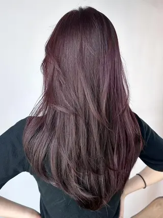 カラー ロング ITbyALBUM 藤沢店のヘアスタイル