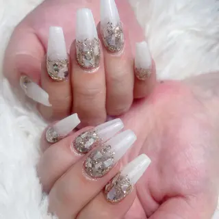 ネイル Lazuli 💎のネイルデザイン