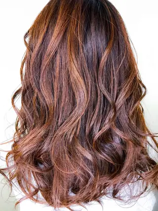 セミロング NYLON. 柏店所属・お悩み解決美容師🩷 ♠️ベテランそめやのヘアスタイル