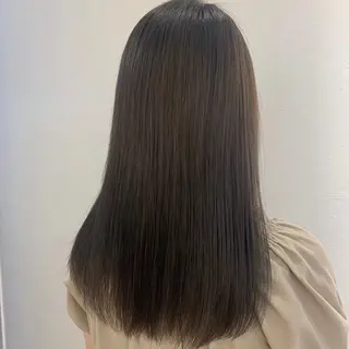 セミロング 山田 七菜のヘアスタイル