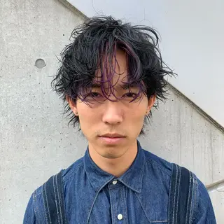 カラー メンズ FLOWERS所属・ウルフ、レイヤー 、メンズカットSHOのヘアスタイル